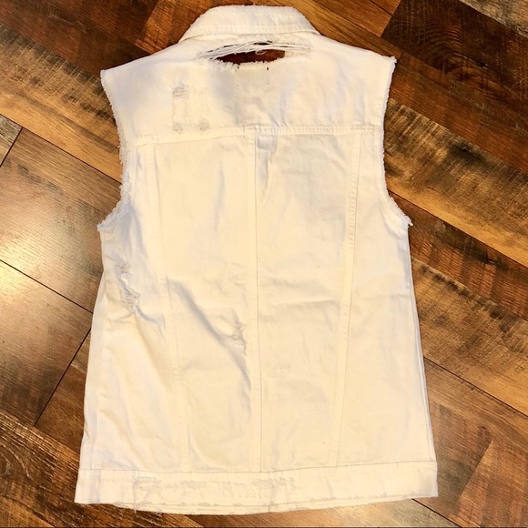 BDG (UO) White Denim Distressed Hip Length Vest - Picture 4 of 7